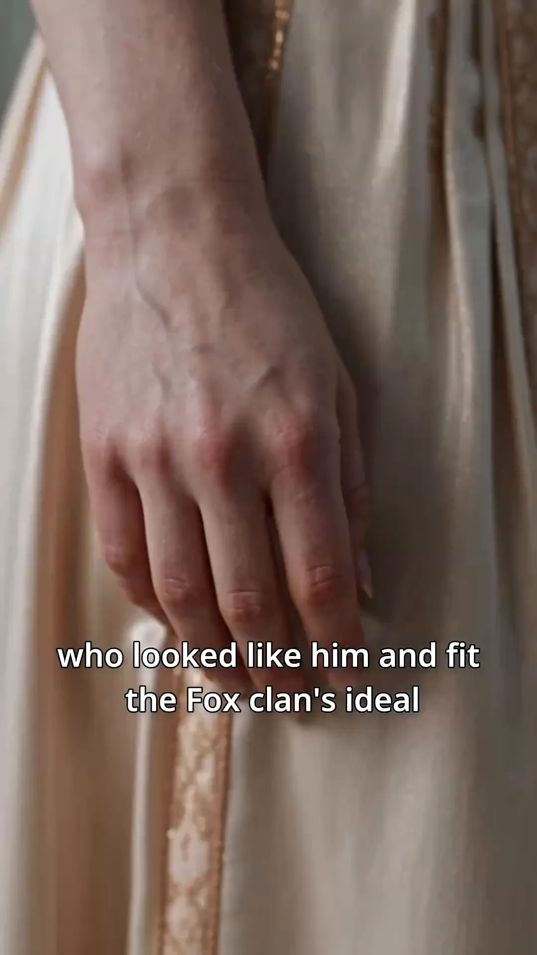 Too Curvy for the Fox Clan, Perfect for the King - The Gift That Looks Like a Curse